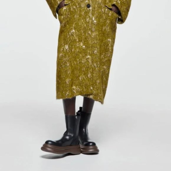 ZARA THICK SOLE REAL LEATHER ANKLE BOOTS - Picture 2 of 8